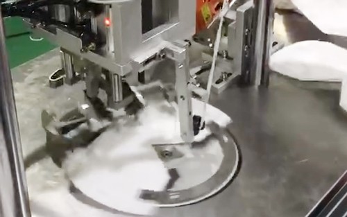 口罩點(diǎn)焊機(jī)的超聲波是什么呢？