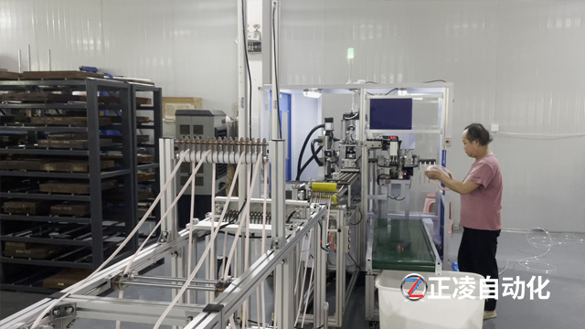 日產(chǎn)量8.6萬件！正凌密封圈粘接機：全程自動化，性能卓越，多行業(yè)適用！